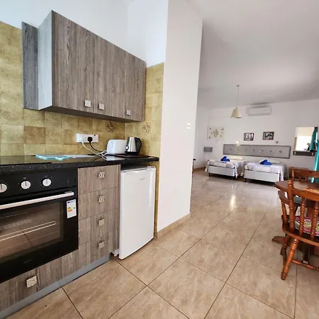 Florence Hotel apartamentowy Ajia Napa